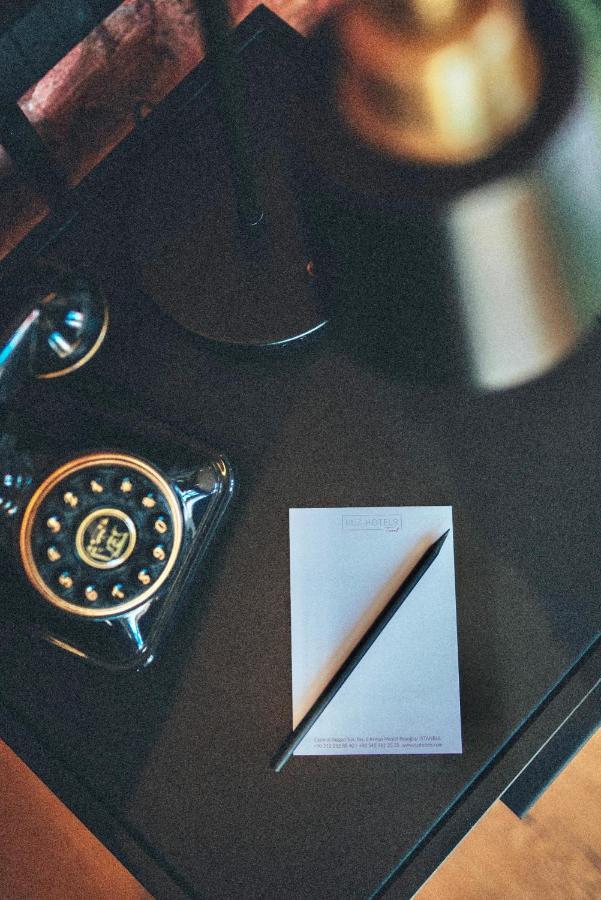 Ruz Hotels Istanbul Exterior photo A telephone with a built-in memo pad